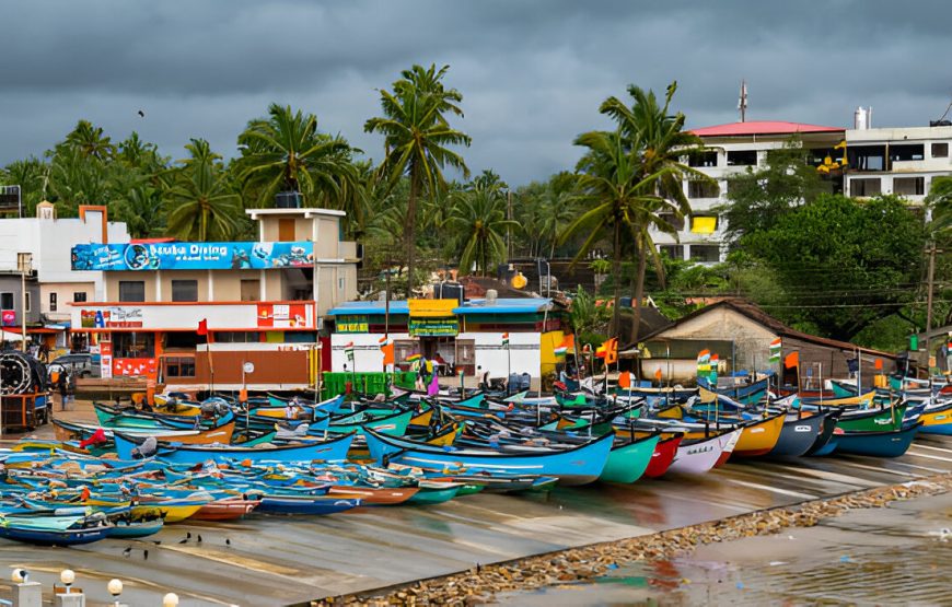 Murudeshwar (with day excursion to Nethrani Island)